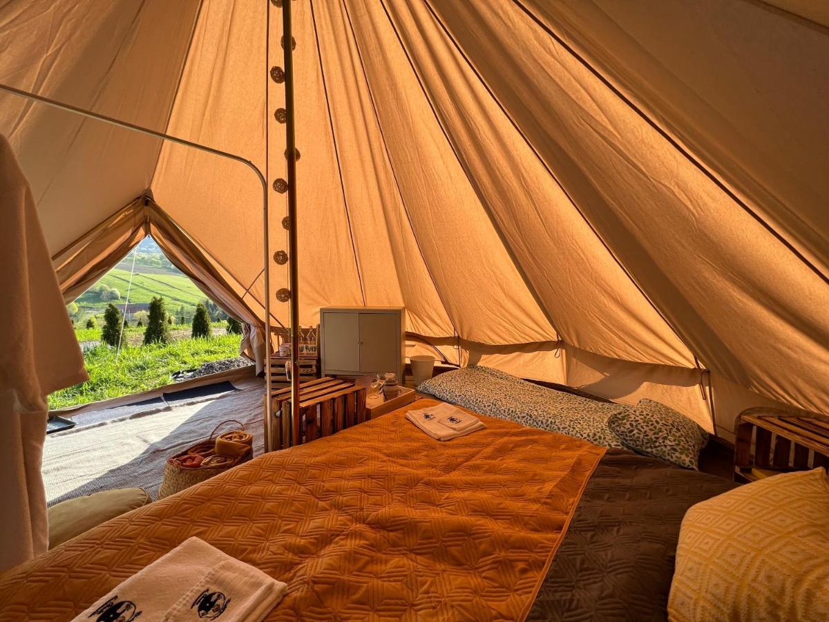 Glamping Bieszczady Z Jacuzzi I Basenem Hotel Solina  Exterior photo