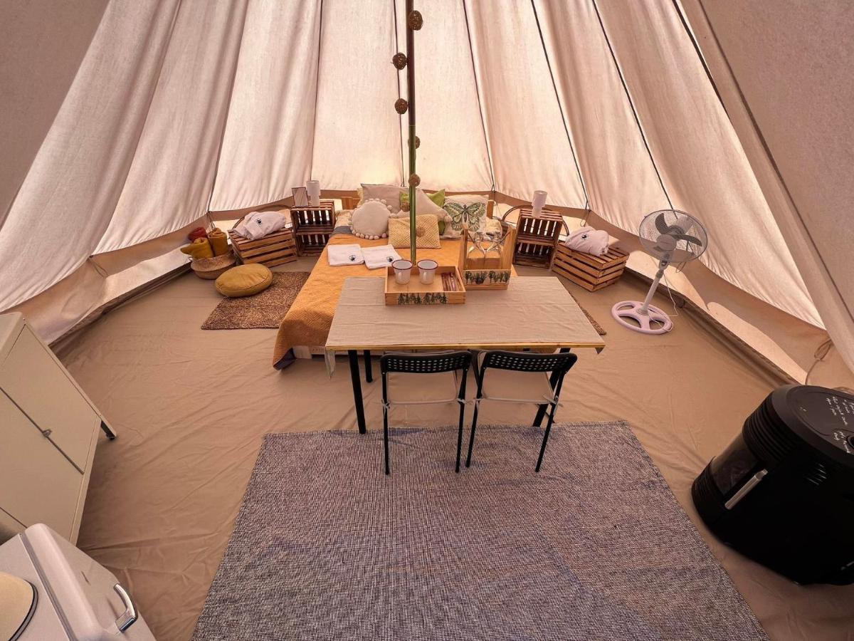 Glamping Bieszczady Z Jacuzzi I Basenem Hotel Solina  Exterior photo