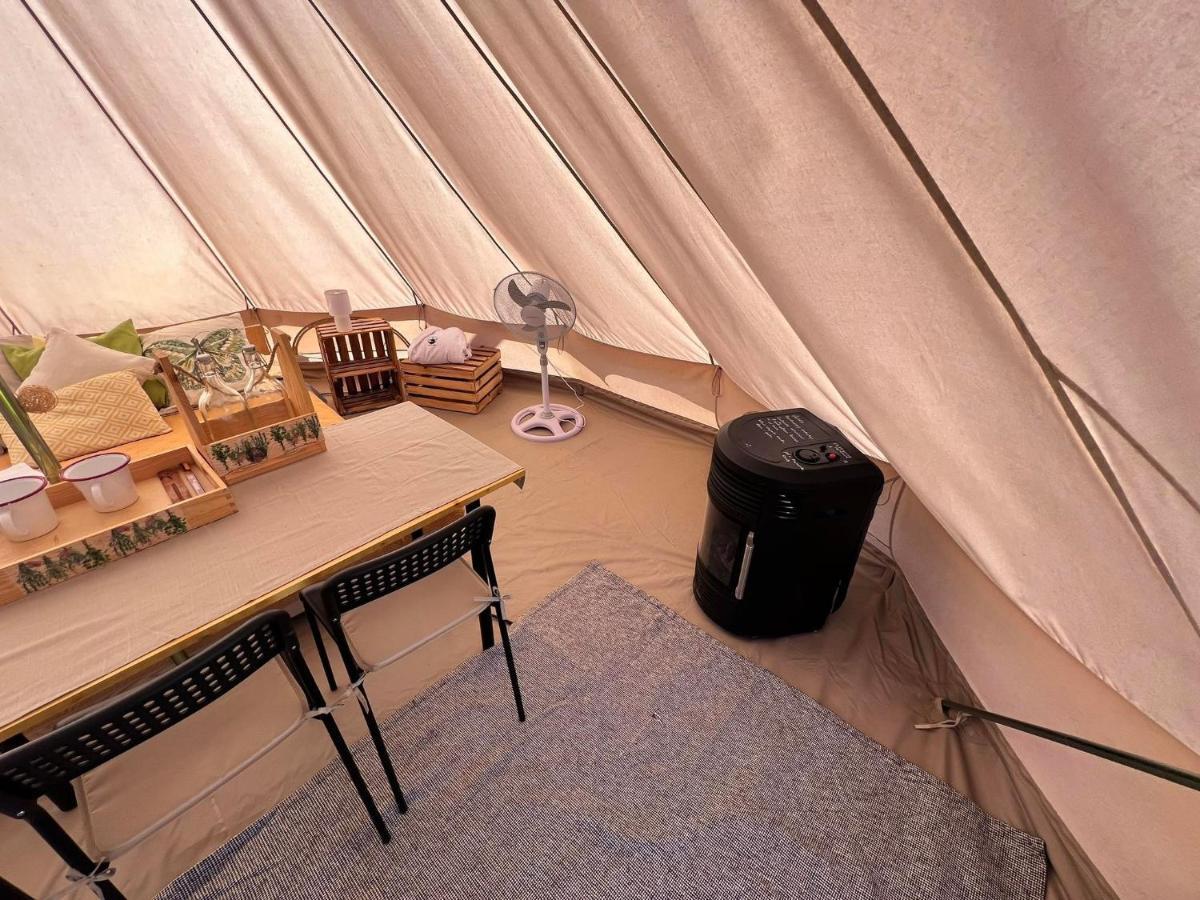 Glamping Bieszczady Z Jacuzzi I Basenem Hotel Solina  Exterior photo