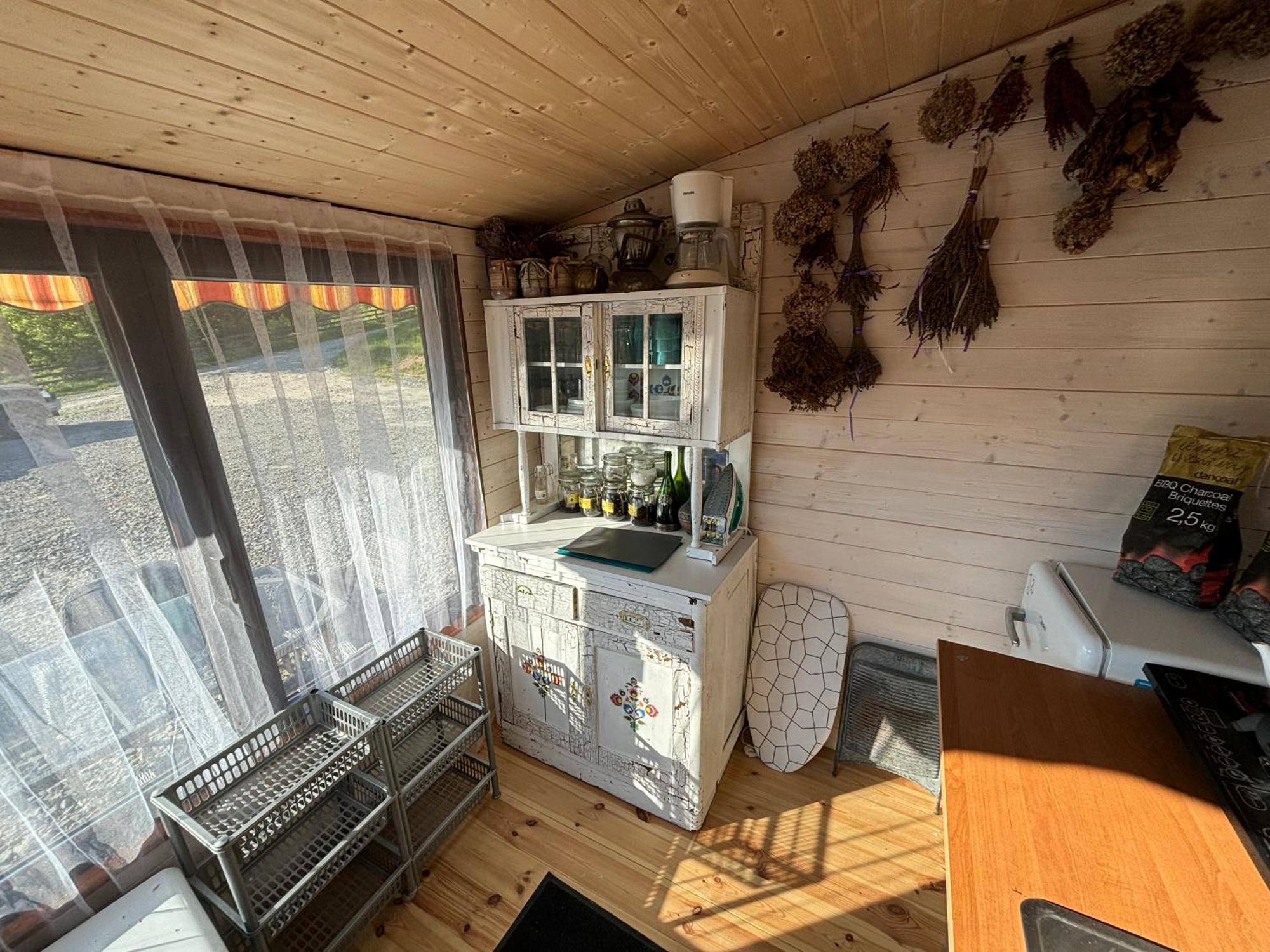 Glamping Bieszczady Z Jacuzzi I Basenem Hotel Solina  Exterior photo